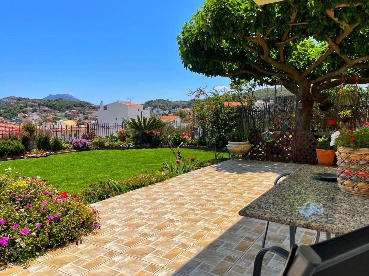 Gardenbnb- Apartment With Garden & Seaview Artemida  Exteriör bild